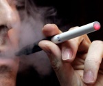 Cigarros electrónicos, peligro para adolescentes: EUA