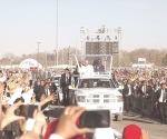 Recorre Papa 221 km durante visita a México: Presidencia