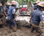 Suman 4 muertos y 15 heridos por alud