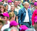 Critican a López Obrador por apoyar a la CNTE