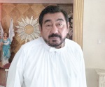 confirma visita de obispo de N. Laredo