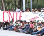 Festeja la CNTE fin de reforma