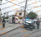 Choca patrulla contra microbús en zona centro de Reynosa