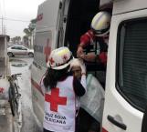 Atienden lesiones a ciclista embestido por auto desconocido