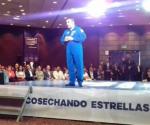 Astronauta y niño genio dan pláticas en Michoacán