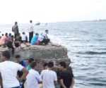 Suman 43 muertos por naufragio