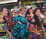Trajes típicos mexicanos muestran la diversidad cultural