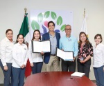 Firma DIF Reynosa convenio con HEB y Mi Tienda del Ahorro