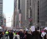 Marchan mujeres en Nueva York