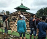 Sismo en Indonesia deja heridos y dañadas