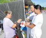 Continúan campaña de boteo para apoyo a la Cruz Roja