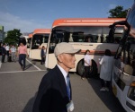 Se reúnen familias separadas por la guerra en Corea