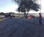 Se incendia automóvil por carretera Ribereña