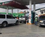 Sufre Reynosa quinto día de desabasto de gasolina y se mantienen largas filas en las pocas que venden combustible
