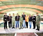 Participan asociaciones civiles en el paseo dominical de zona militar