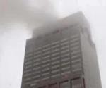 Se estrella helicóptero contra un edificio en Manhattan