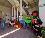 Protestan comerciantes en presidencia por anuncio de desalojo