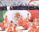 Encabeza el gobernador en Nuevo Laredo desfile de la Revolución Mexicana