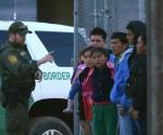 Bajan detenciones de migrantes en la frontera