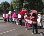 Protestan mujeres con cáncer de mama por recorte de recursos de FUCAM