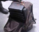Descubren cocaína en mochila abandonada