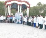 Rinden homenaje a doctores fallecidos