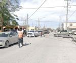 Reparan los baches por unas monedas