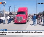 Develan placa en memoria de Daniel Ortíz; ultimado por la Estatal