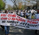 Marchan en respaldo a Cabeza de Vaca