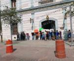 Se manifiestan frente a la Presidencia Municipal de Victoria