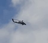 Helicóptero artillero vigila tras enfrentamientos