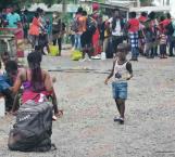 Avanzan 400 haitianos rumbo a la frontera con EU