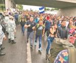Viene caravana de migrantes rumbo a la frontera con EU
