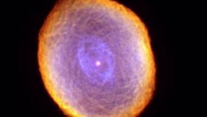 Astrónomos observan que estrellas moribundas pueden sembrar el medio interestelar de nanotubos