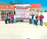 Trabajan docentes del Cetis 129 bajo protesta