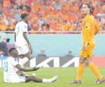 Holanda batallo contra Senegal
