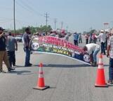 Agricultores bloquean carretera Victoria- Matamoros