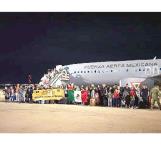 Arriba a México segundo avión con 144 mexicanos
