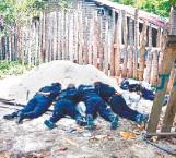 Masacran a 13 policías en Guerrero
