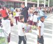 Celebran los alumnos ‘el Sombrero Loco’