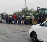 Caos por bloqueo carretero