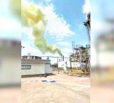 Fallecen en refinería tres por fuga de gas