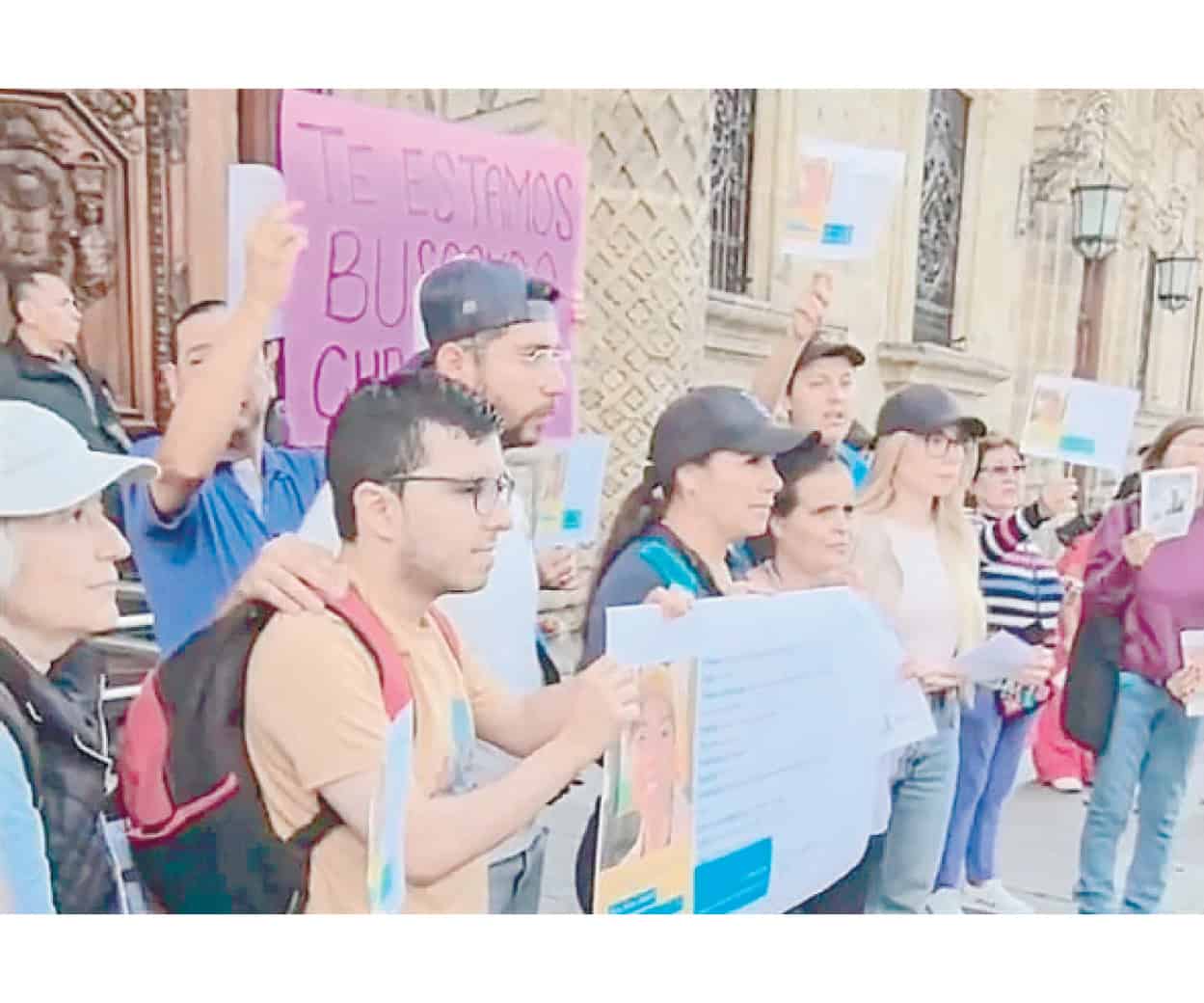 Marchan por estudiante de prepa desaparecido