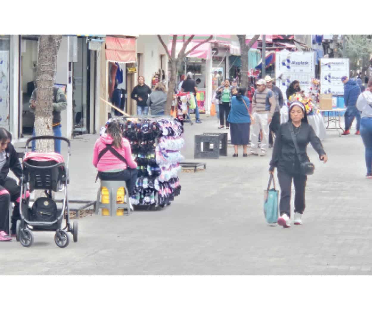 Permanecen ambulantes en la peatonal Hidalgo