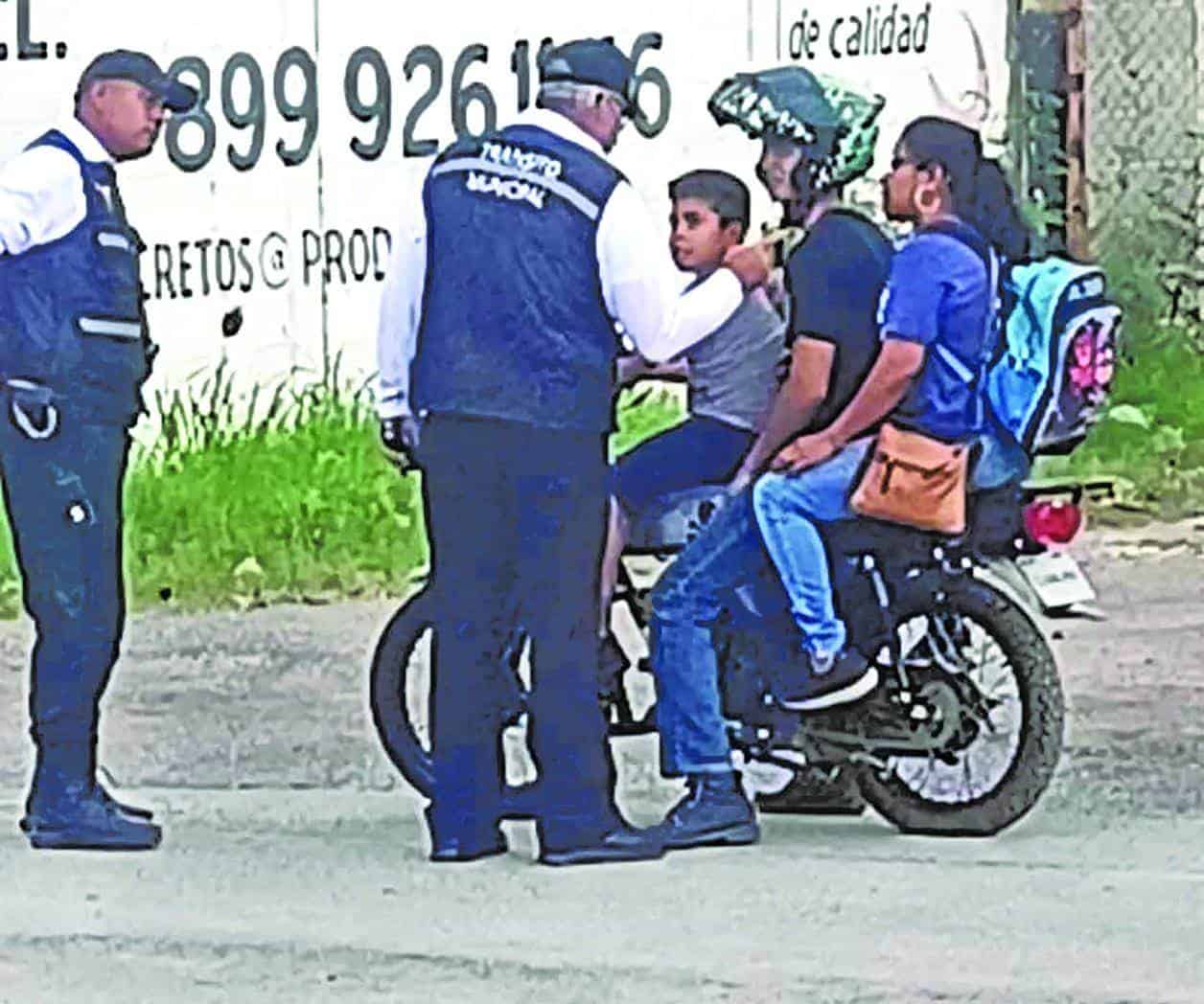 Vigila Tránsito a los motociclistas