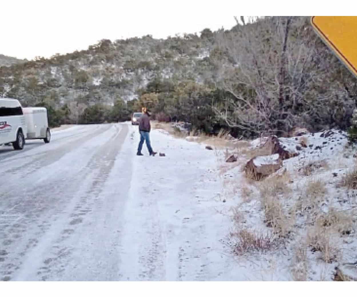 Dan alerta por clima gélido en Tarahumara