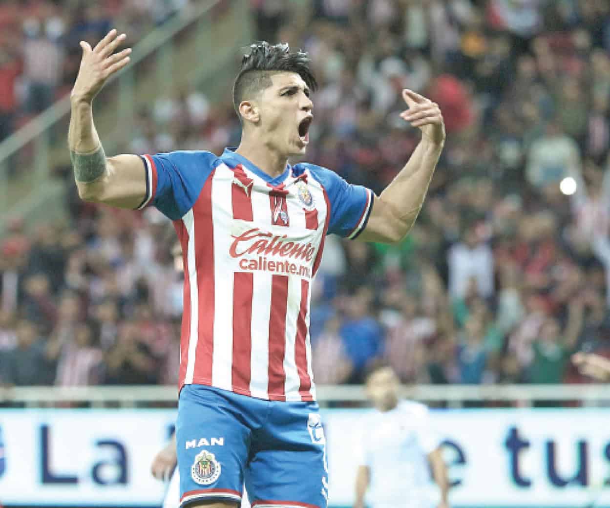 Pulido regresa con las Chivas