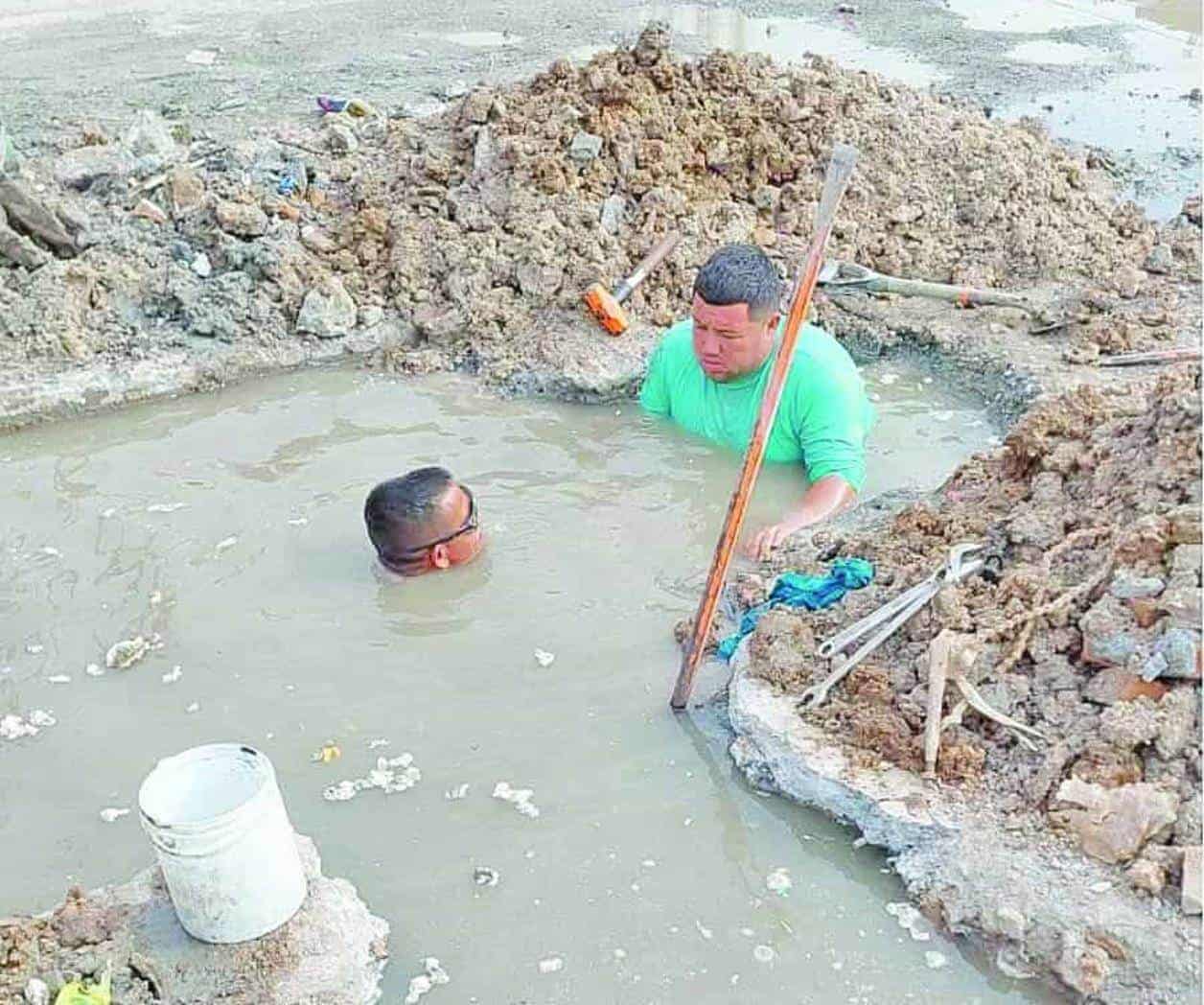 Reparan fuga a 5ºC bajo el agua