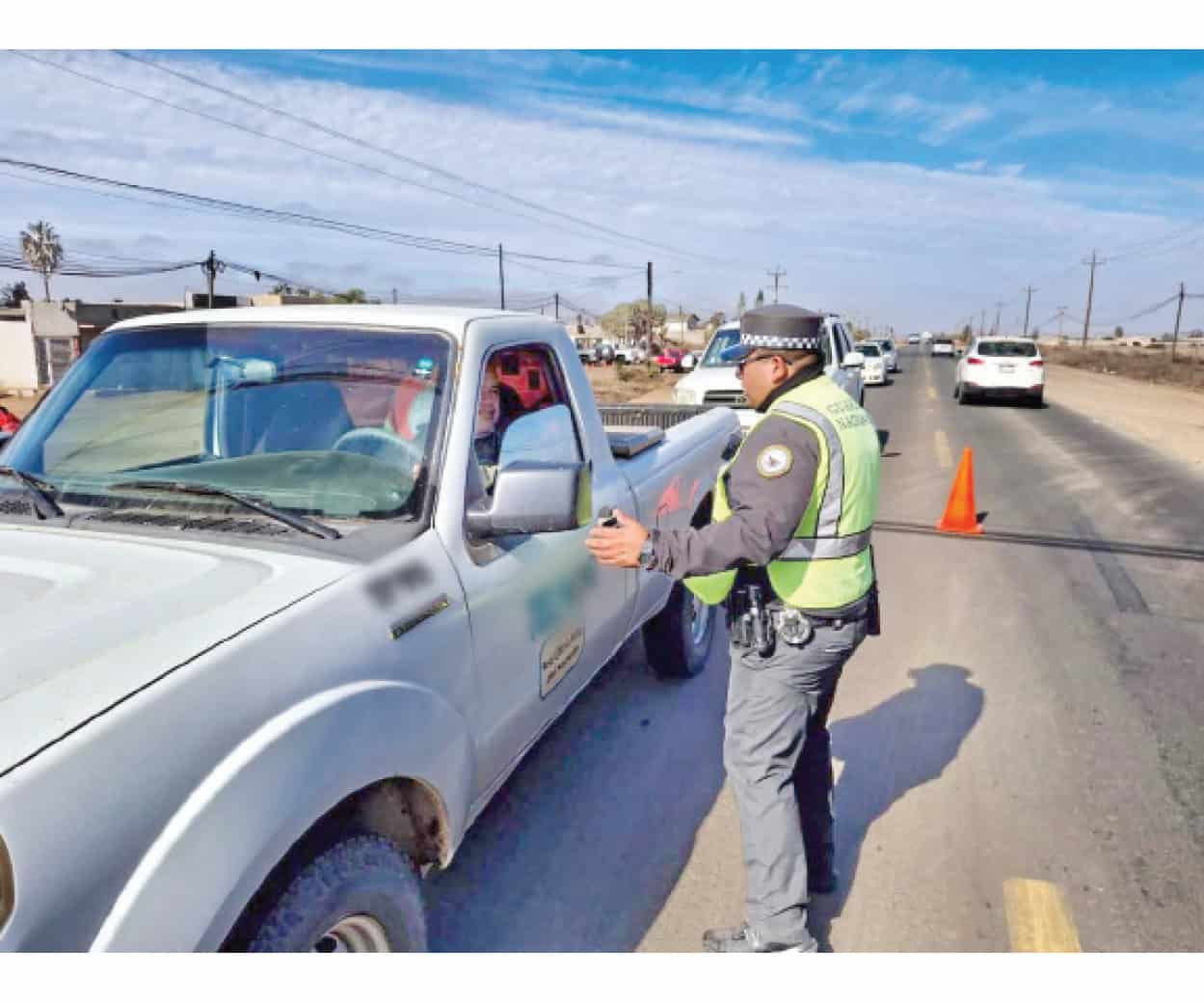 Advierten fraudes con venta de autos en redes sociales